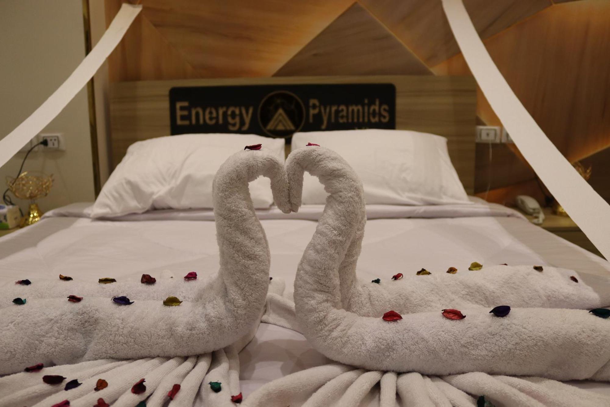 Albergue Energy Pyramids View Kafret el-Gabal Exterior foto